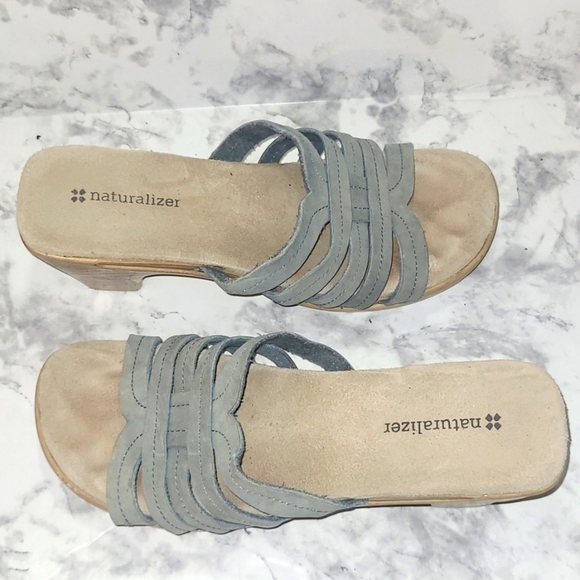 Naturalizer Sandal Genuine Suede Leather slip on mules 3" heel Gray Tan EUC - Picture 2 of 6